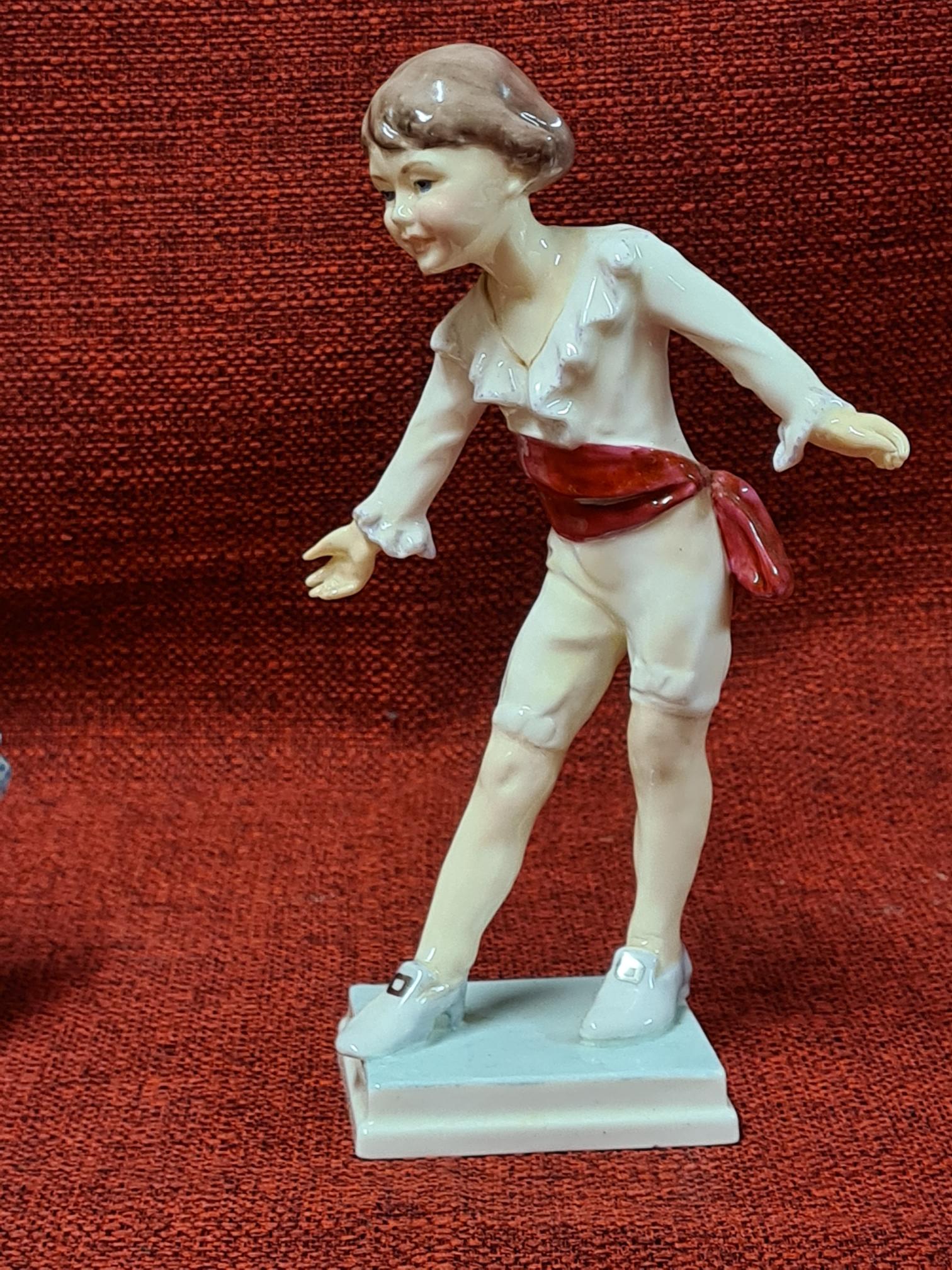 2 Royal Worcester F.G. Doughty figurines - Image 3 of 4