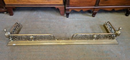 Edwardian brass fireplace fender