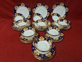 Royal Albert Heirloom Imari pattern china dinner service