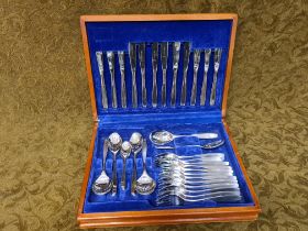 Modern Viners complete stainless canteen of cutlery