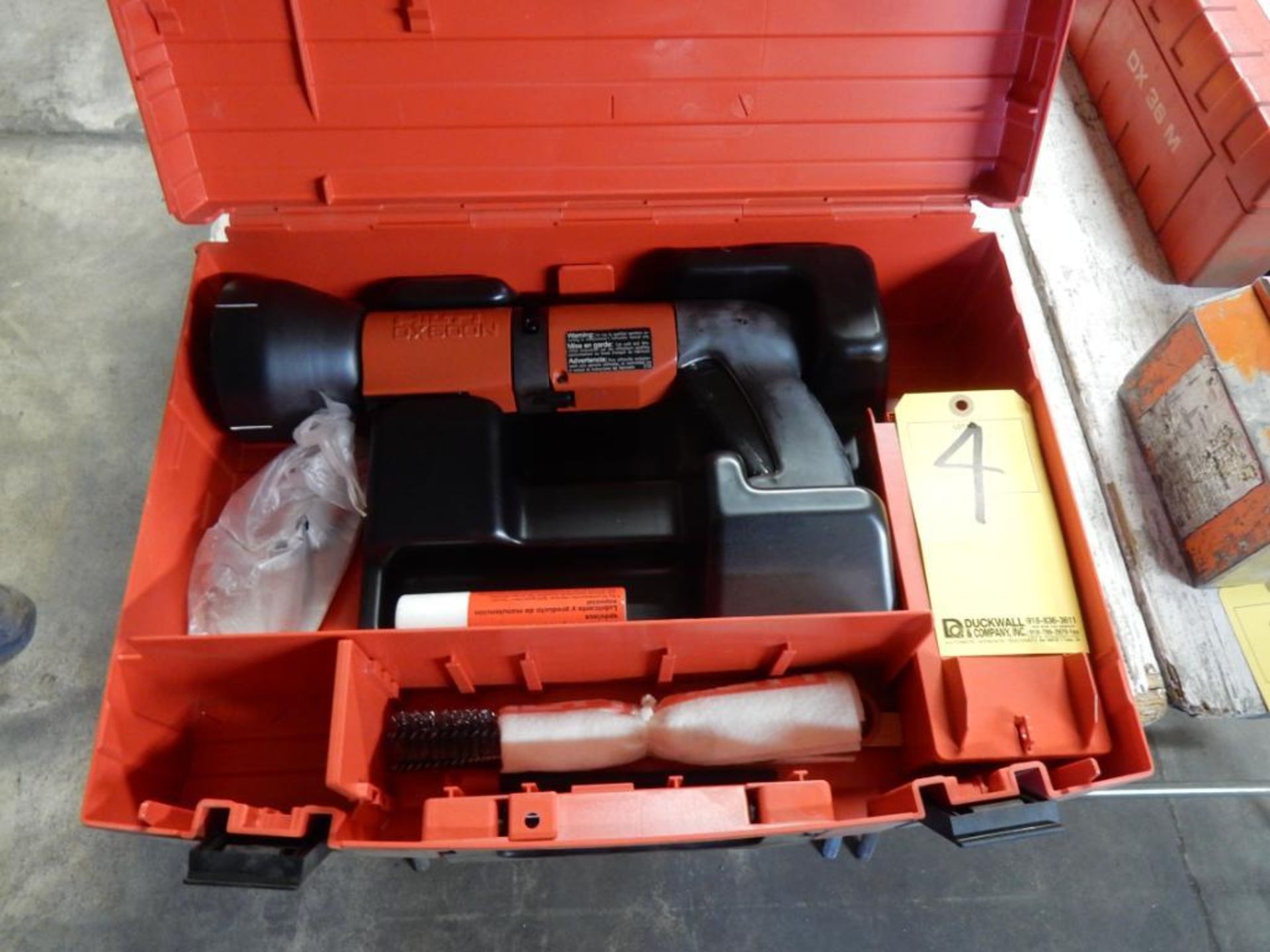 HILTI DX 600N POWDER ACTUATED TOOL KIT