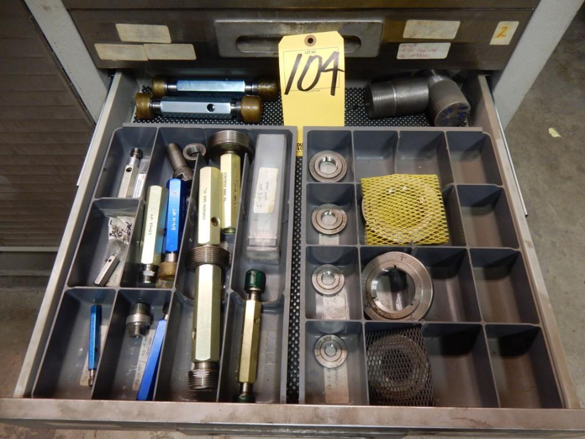 CONTENTS OF (5) CABINET DRAWERS INCLUDING THREAD GAUGES, ETC - Image 3 of 5