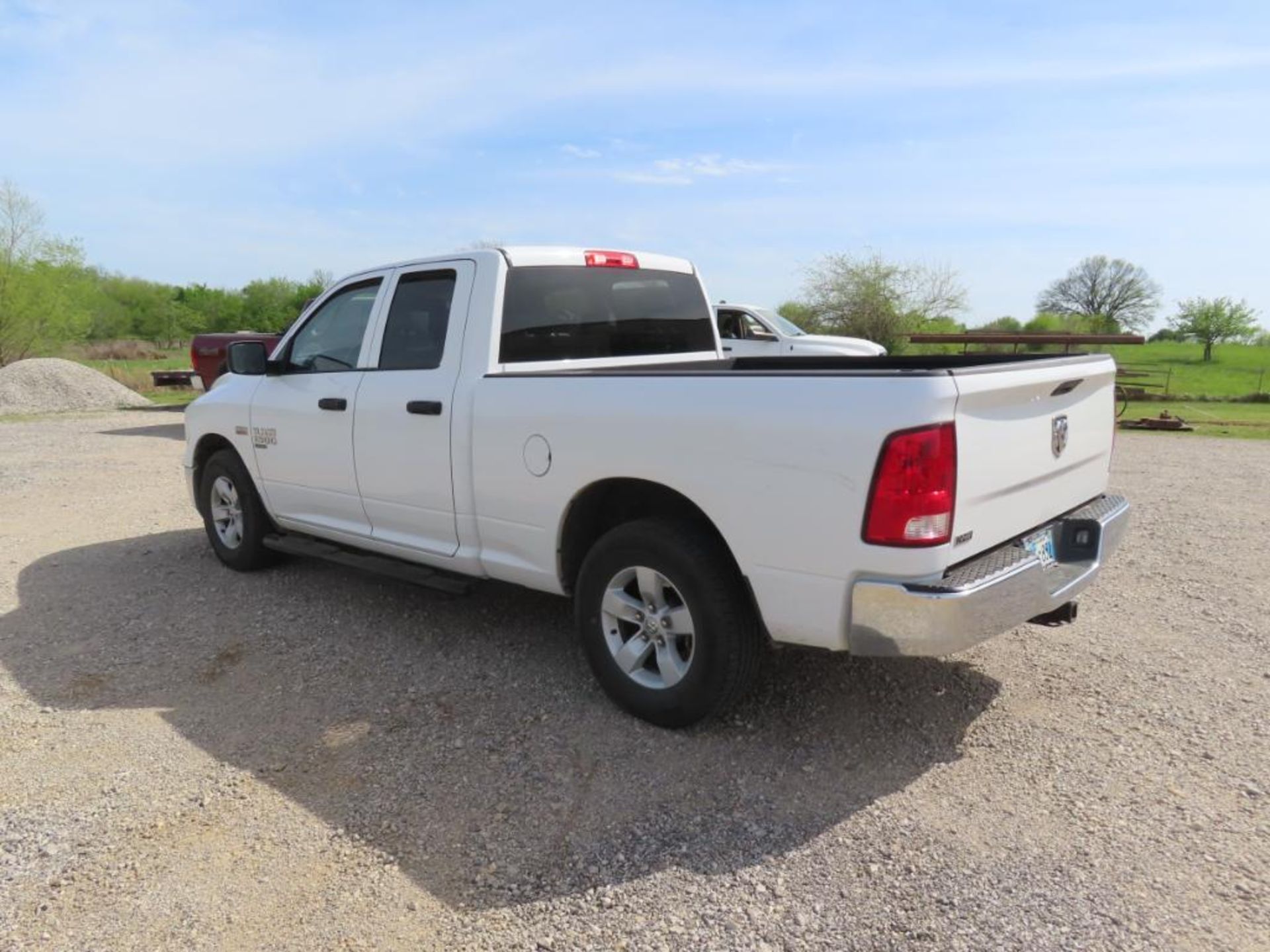 2019 RAM 1500 CLASSIC EXT. CAB PICKUP, VIN# 1C6RR6FT6KS723075, APPROX. 24,400 MILES, STD. BED, SPRAY - Image 3 of 9