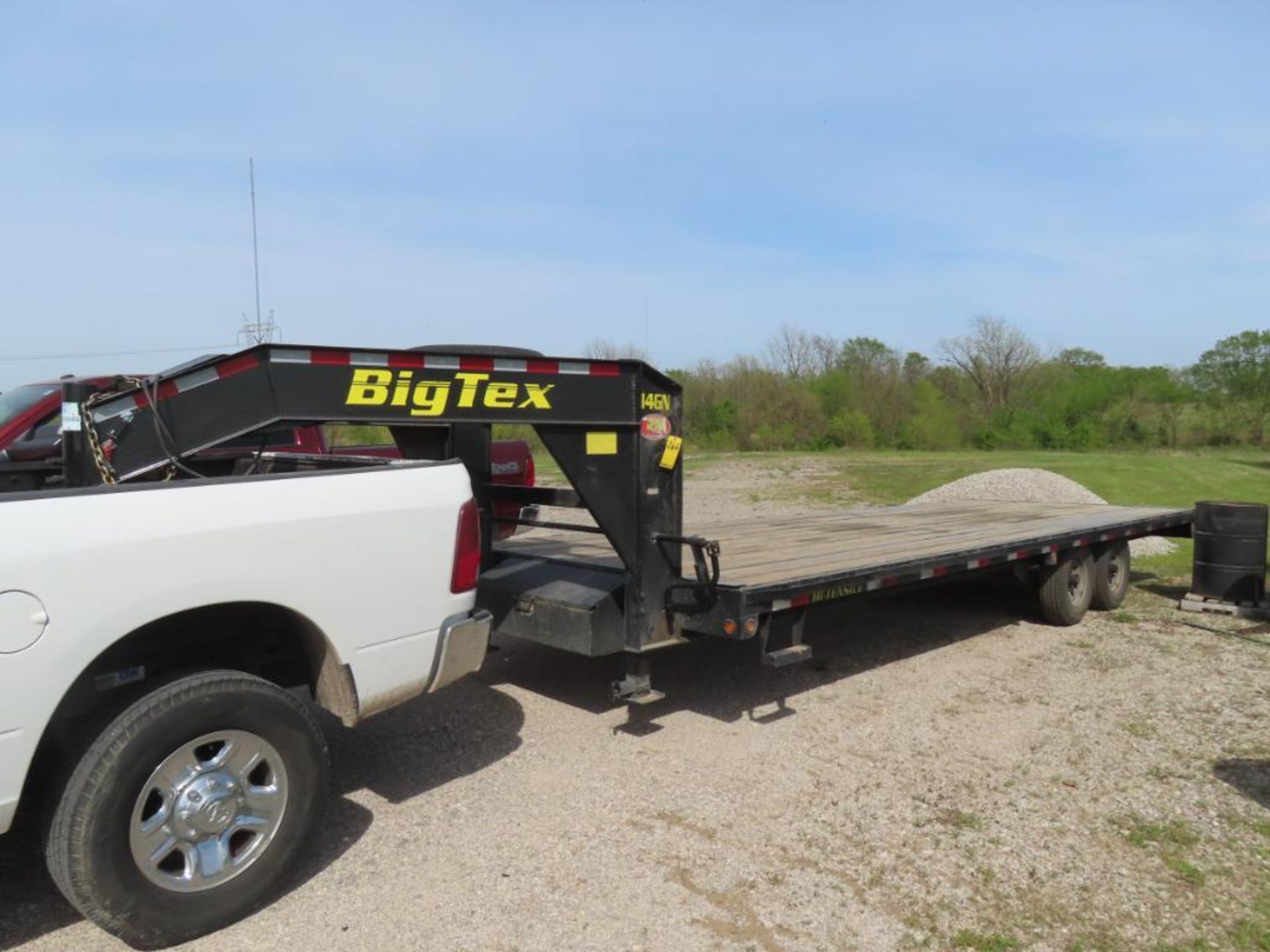 BIG TEX GOOSENECK TRAILER, M# 14GN, VIN# 16VGX2520K6056797, 2019, 15,900 LB. GVWR, TANDEM AXLE, APPR