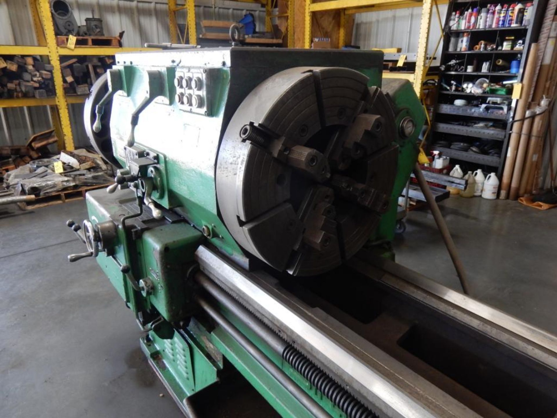 LEHMANN BIG HOLE ENGINE LATHE, S/N 241215-17, DUAL 24" 4-JAW CHUCKS, 12-1/8" SPINDLE BORE, APPROX. 2 - Image 2 of 4