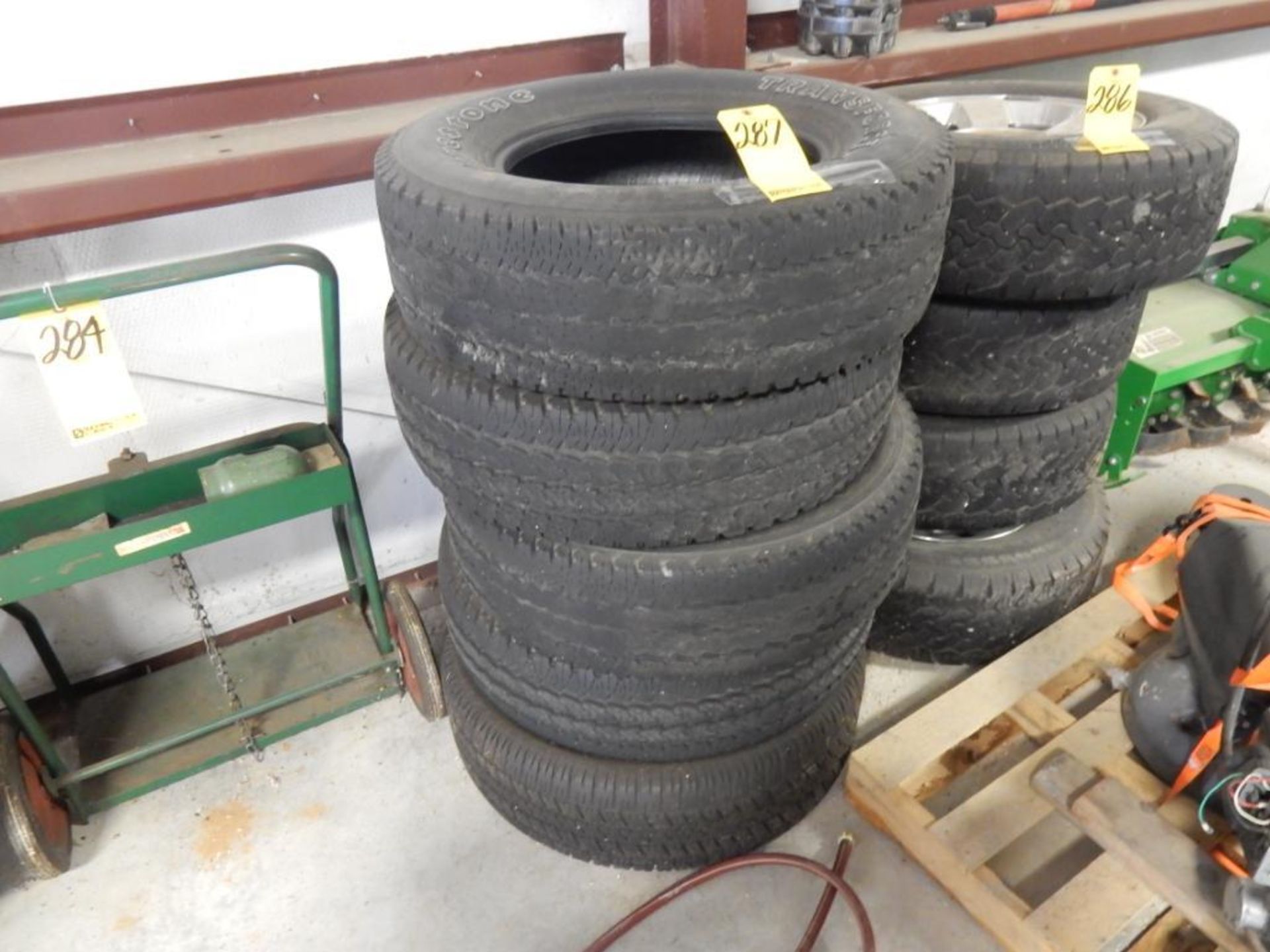 LOT (5) TRUCK TIRES - VARIOUS SIZES