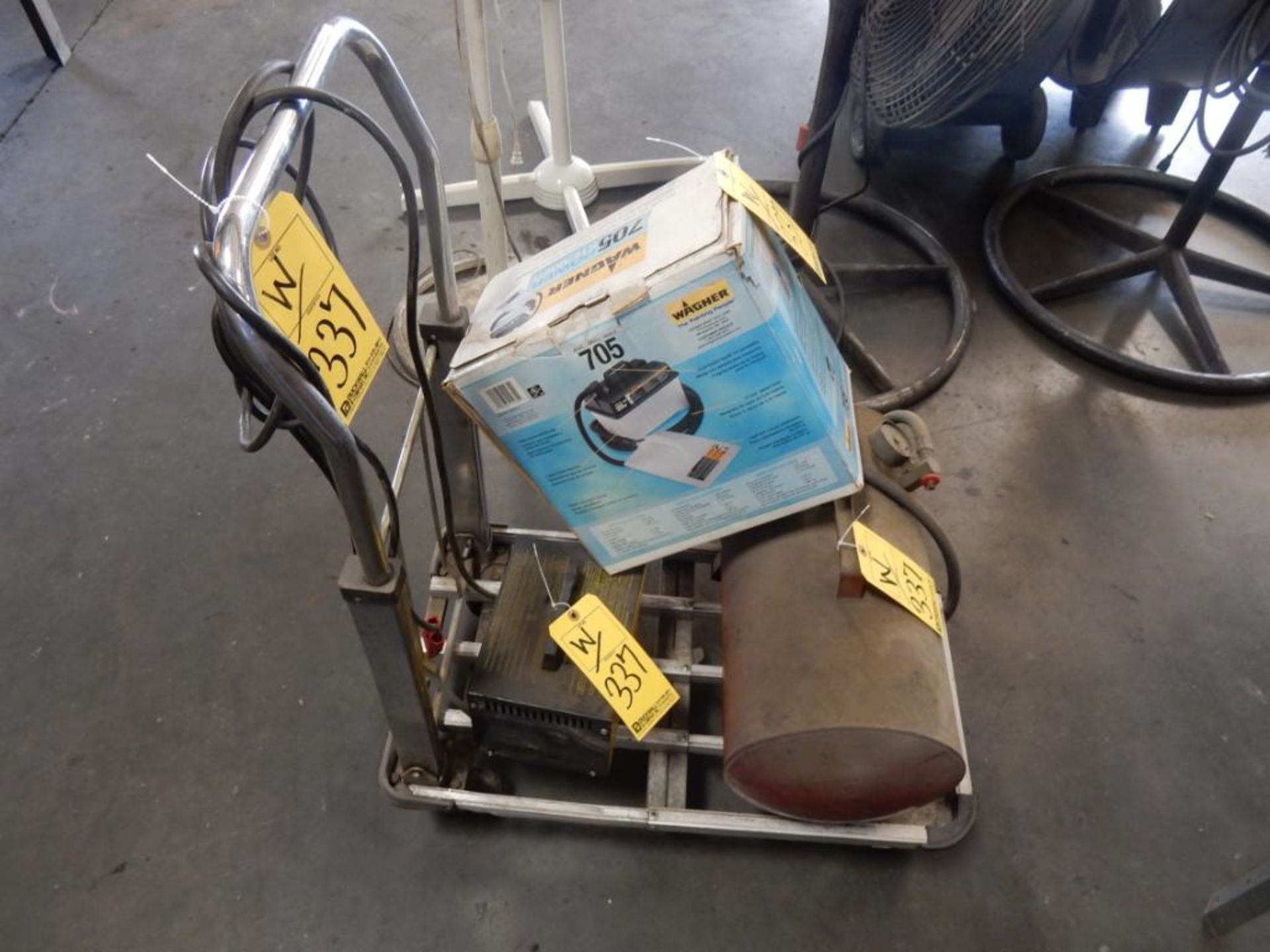 TORNADO WALK-BEHIND FLOOR SCRUBBER, 20", ELEC., CHARGE CART - Image 4 of 4