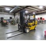 YALE 10,000 LB. FORKLIFT, M# JLC100VXNGSE098, S/N E818V02010E, 3,020 HOURS, 3-SECTION 200" MAST, 60"