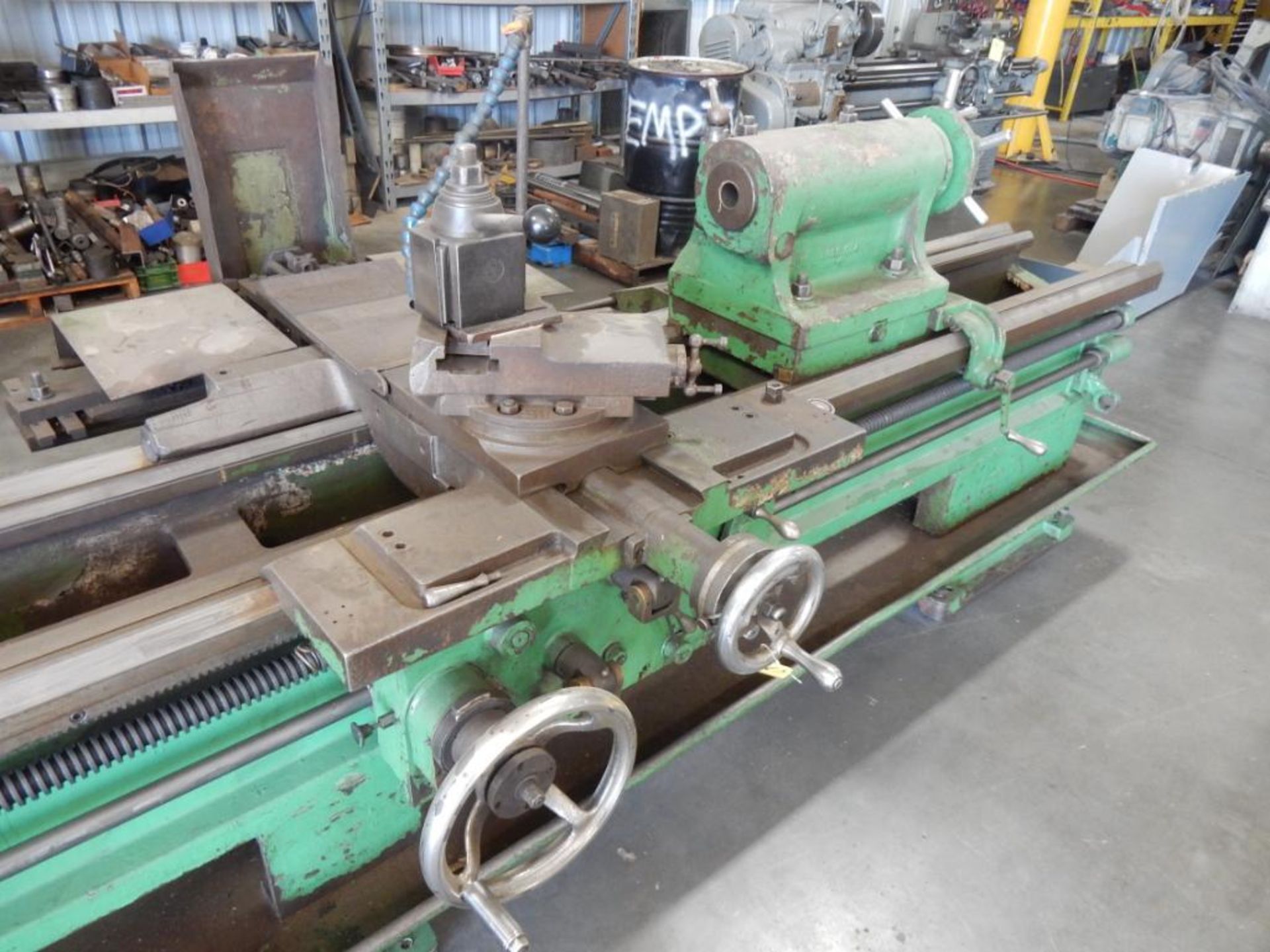 LEHMANN BIG HOLE ENGINE LATHE, S/N 241215-17, DUAL 24" 4-JAW CHUCKS, 12-1/8" SPINDLE BORE, APPROX. 2 - Image 4 of 4