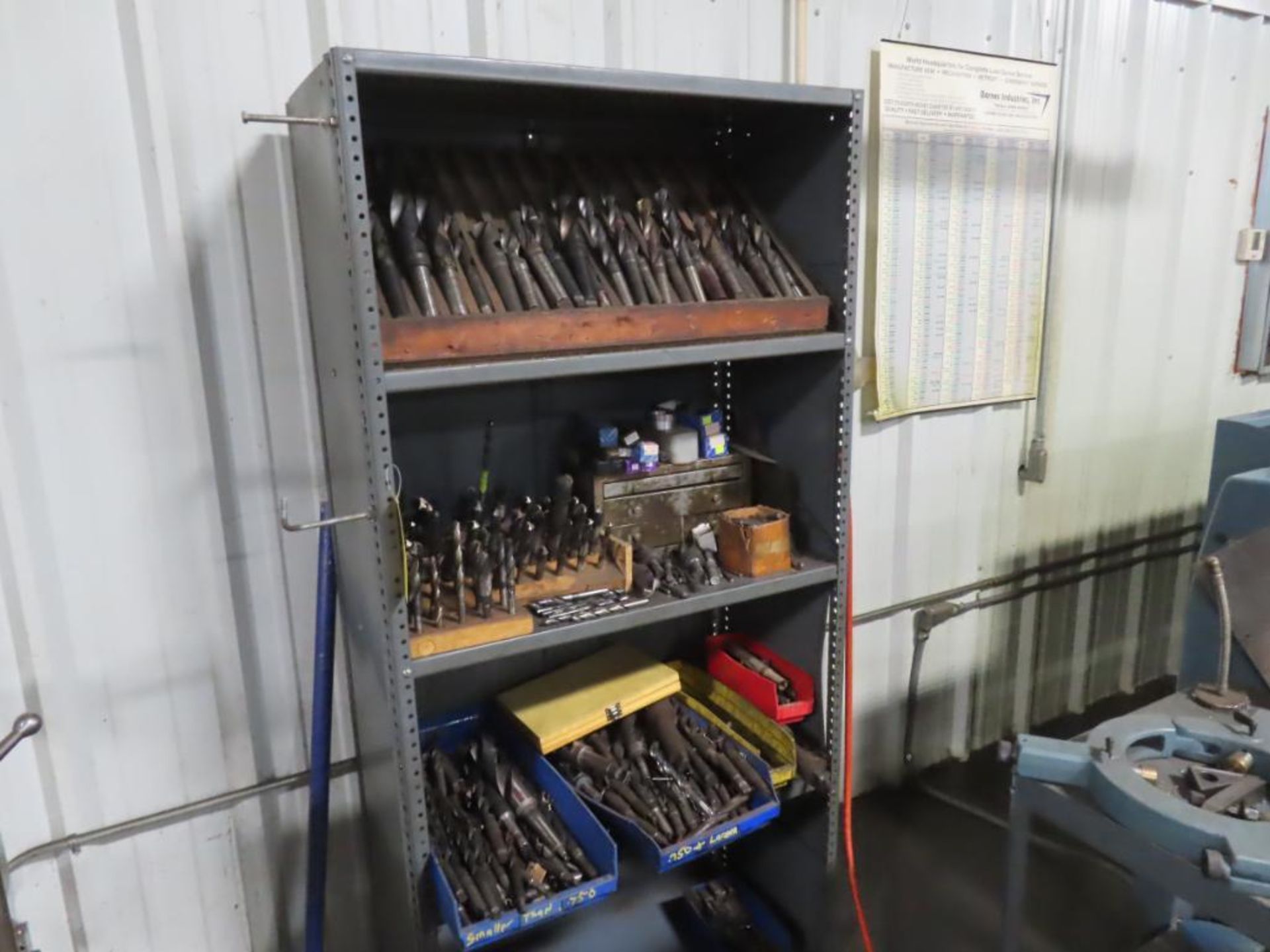 METAL SHELF W/CONTENTS - TAPER & STRAIGHT SHANK DRILL BITS