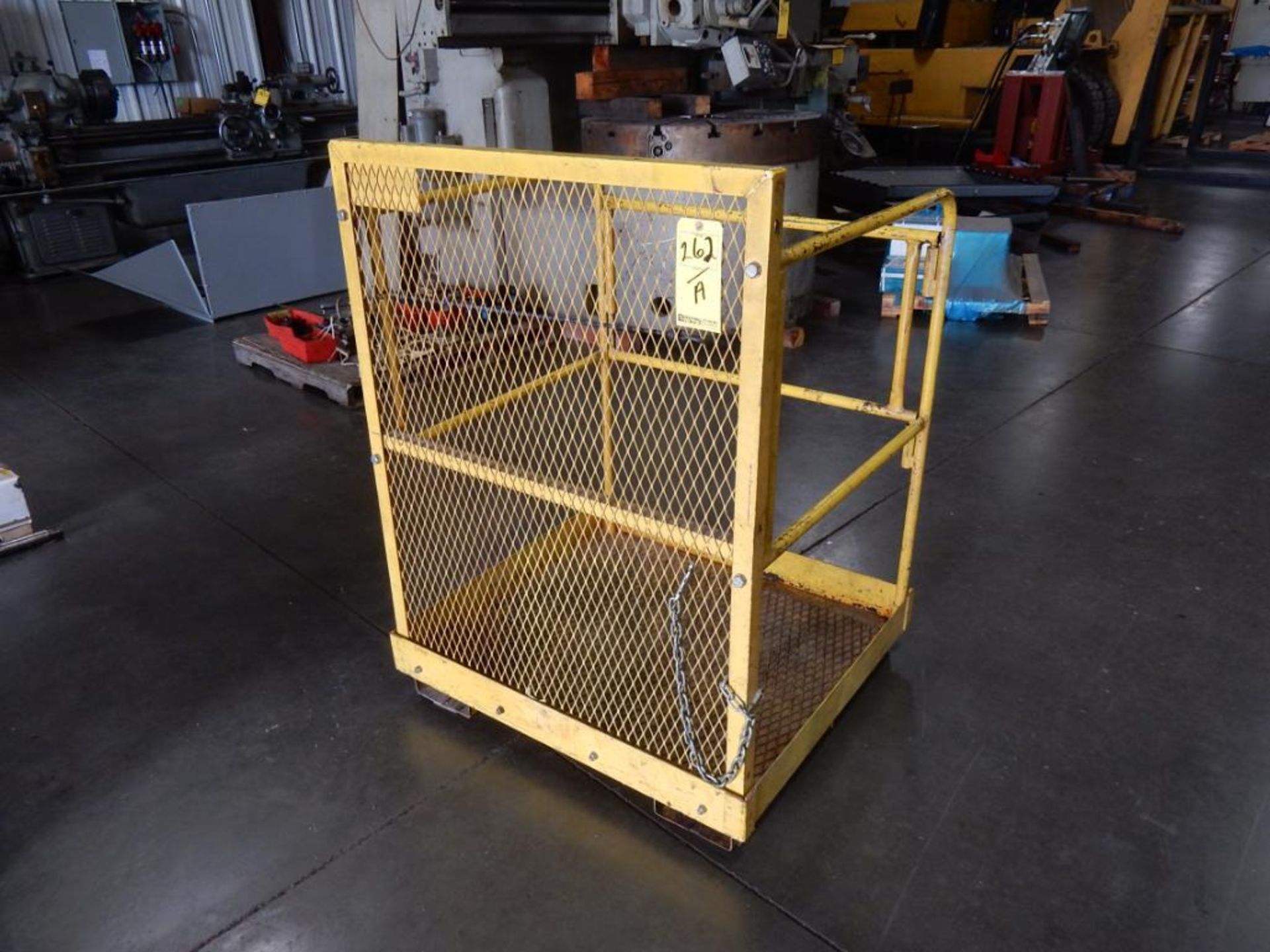 FORKLIFT MAINTENANCE PLATFORM