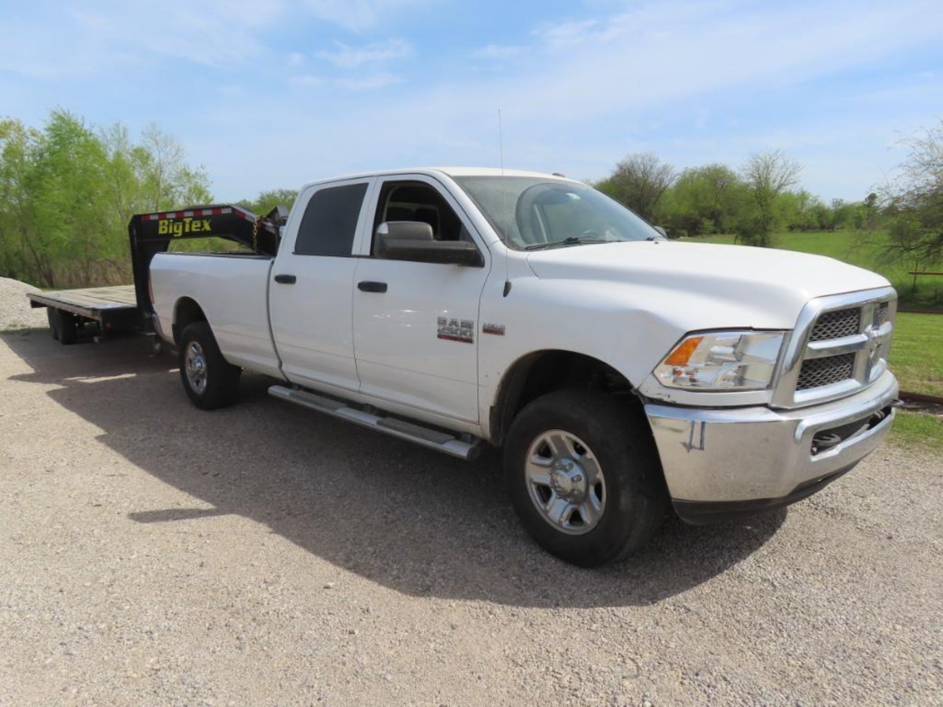 2015 RAM 2500HD CREW CAB PICKUP, VIN# 3C6UR5HJXFG553705, 168,000 MILES, 4X4, LONG BED, GOOSENECK BAL