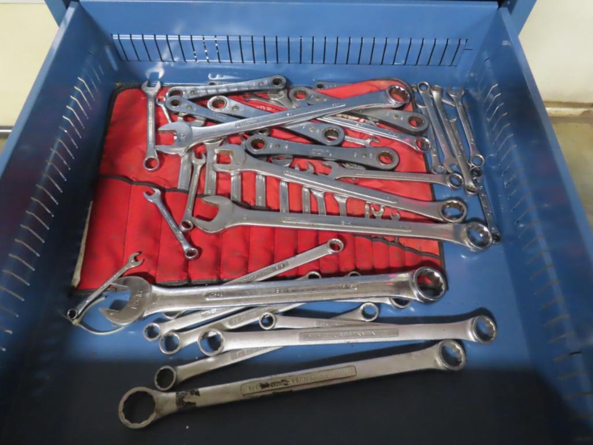 CONTENTS OF DRAWER - MISC. END WRENCHES