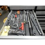 CONTENTS OF DRAWER - TORQUE WRENCHES, BREAKOVERS & RATCHETS