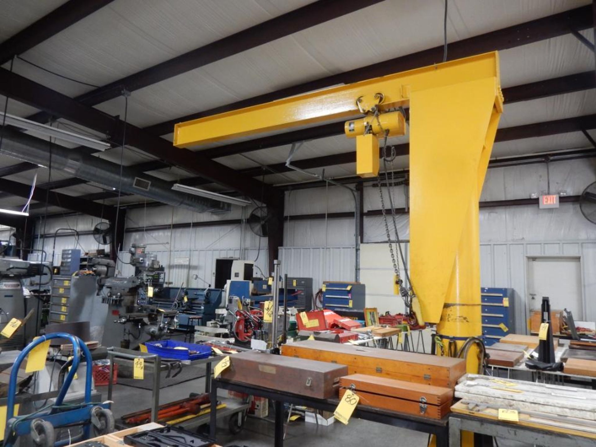 1 TON X APPROX. 10' X 10' 360 DEG. FLOOR MOUNT JIB CRANE, BUDGET 1 TON ELEC. CHAIN HOIST