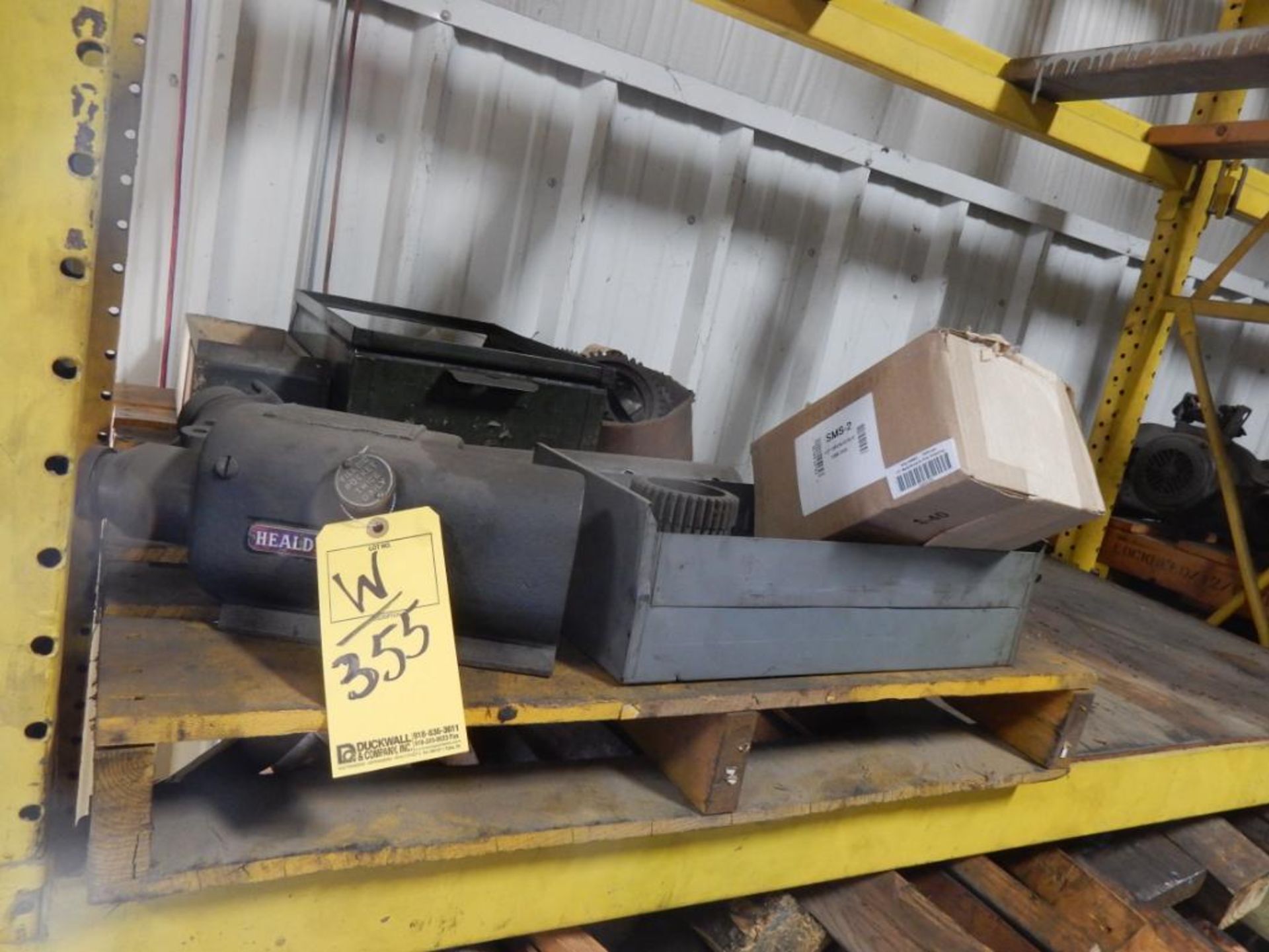 REMAINING CONTENTS OF (4) PALLET RACK SECTIONS, INCLUDING MACHINE PARTS - Image 4 of 4