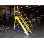 LOUISVILLE 6' FIBERGLASS WAREHOUSE LADDER