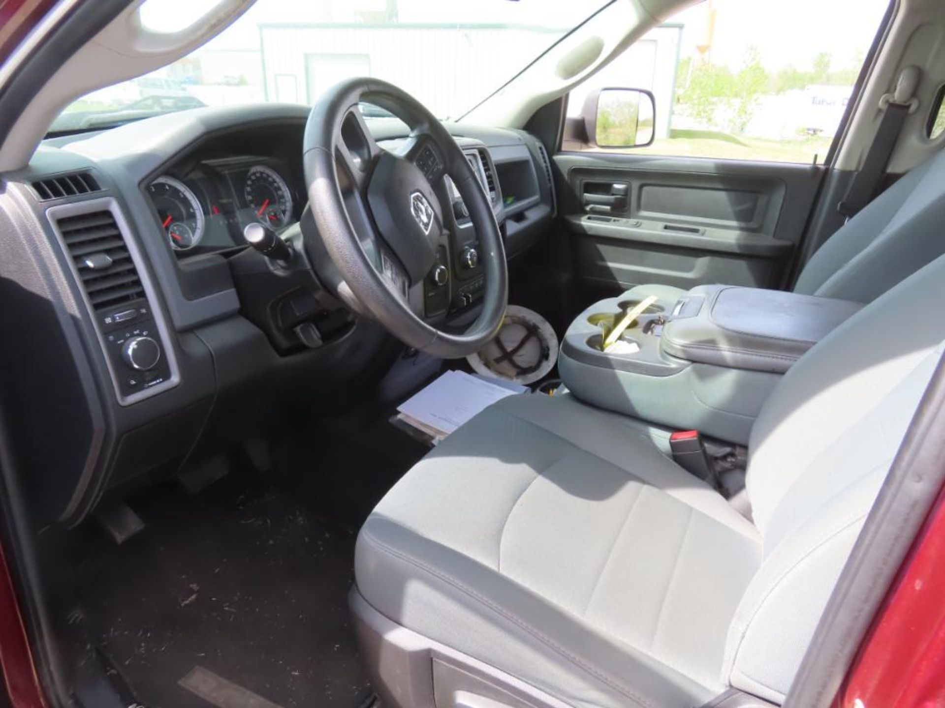 2018 RAM 2500HD CREW CAB PICKUP, VIN# 3C6UR5CJ2JG260056, APPROX. 74,000 MILES, 4X4 OFF ROAD, HEMI 6. - Image 5 of 9