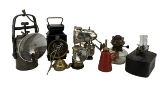 Midland Railway Co oil lamp