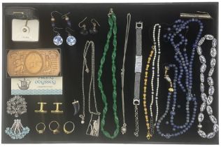 Collection of silver and jewellery