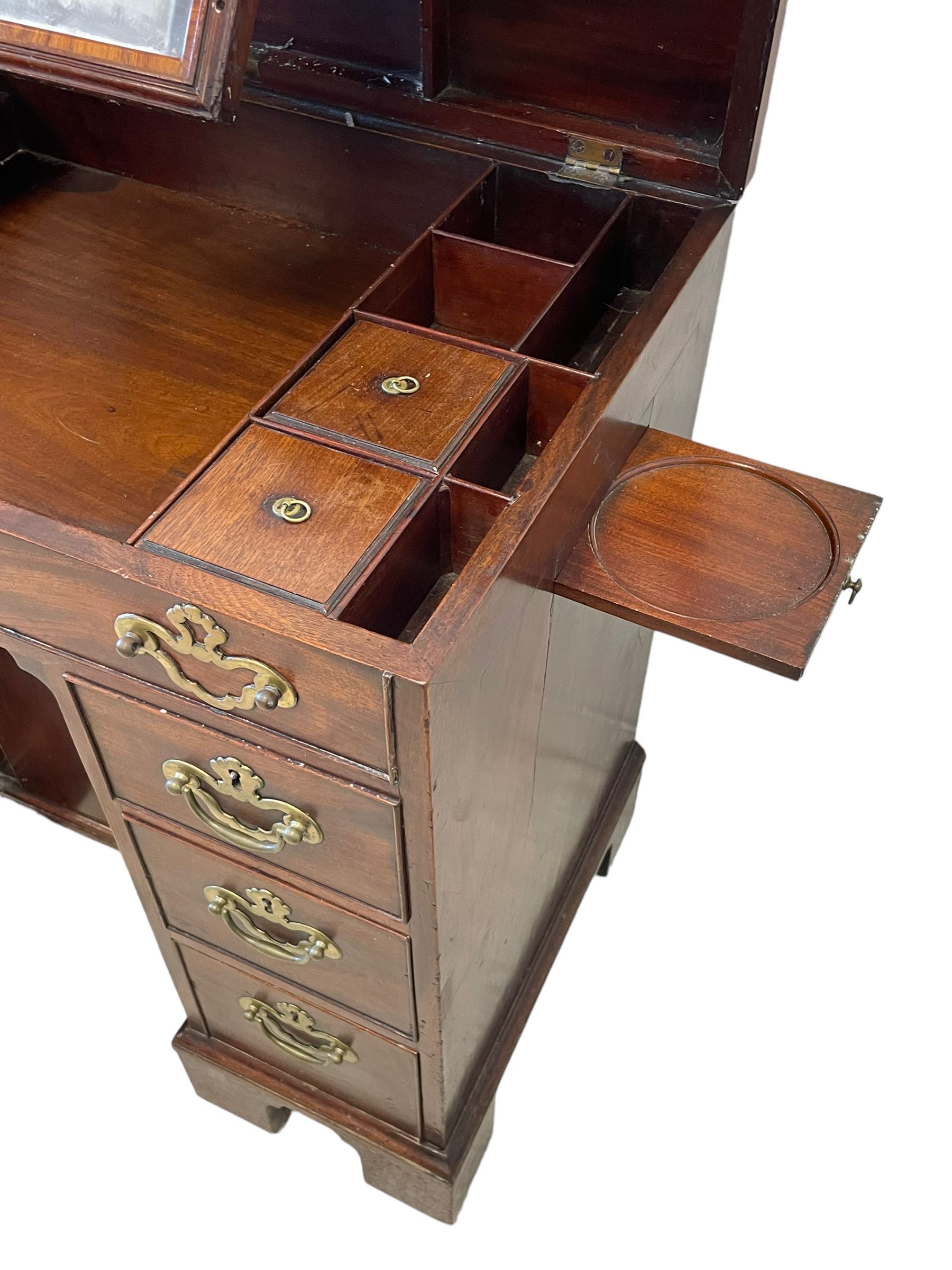 George III mahogany gentleman's kneehole dressing chest - Image 2 of 15