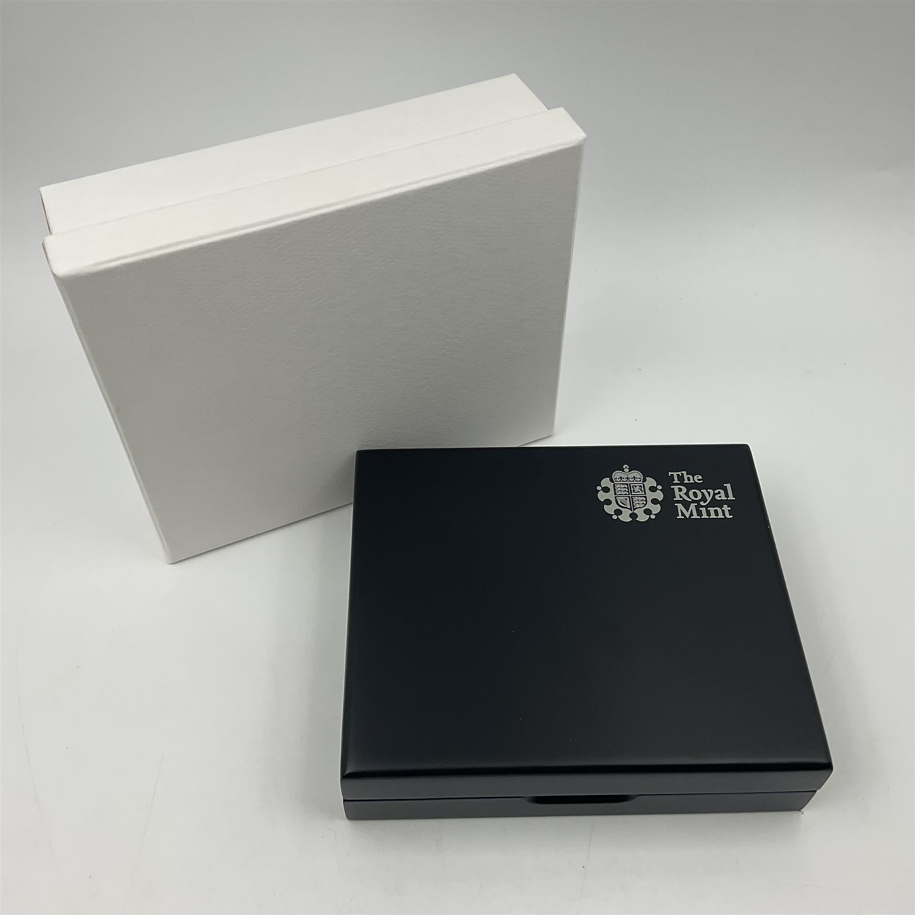 The Royal Mint United Kingdom 2011 silver proof piedfort six coin set - Image 8 of 8