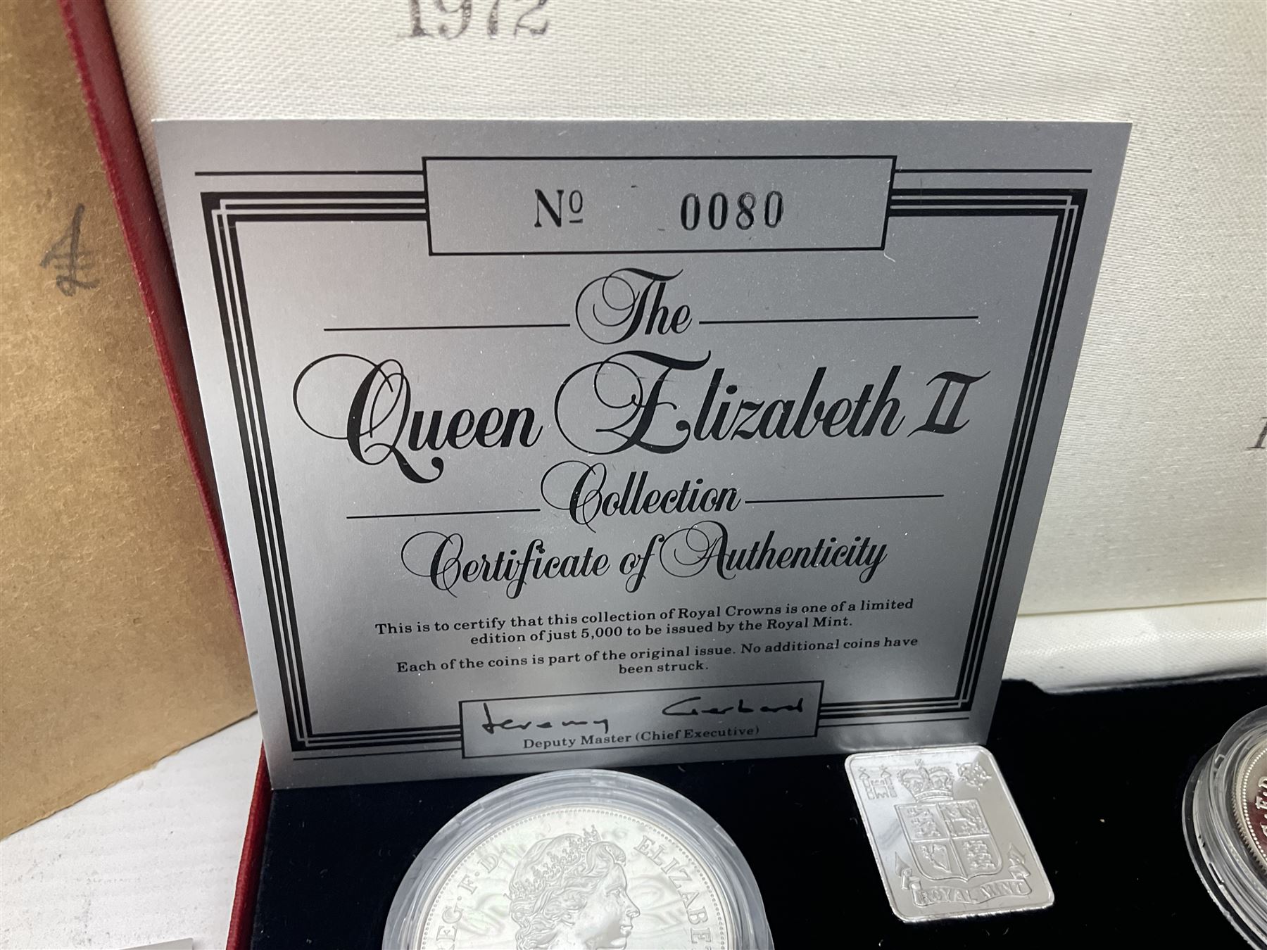 The Royal Mint United Kingdom 1972 - 1982 'The Queen Elizabeth II Collection' comprising four sterli - Image 7 of 9