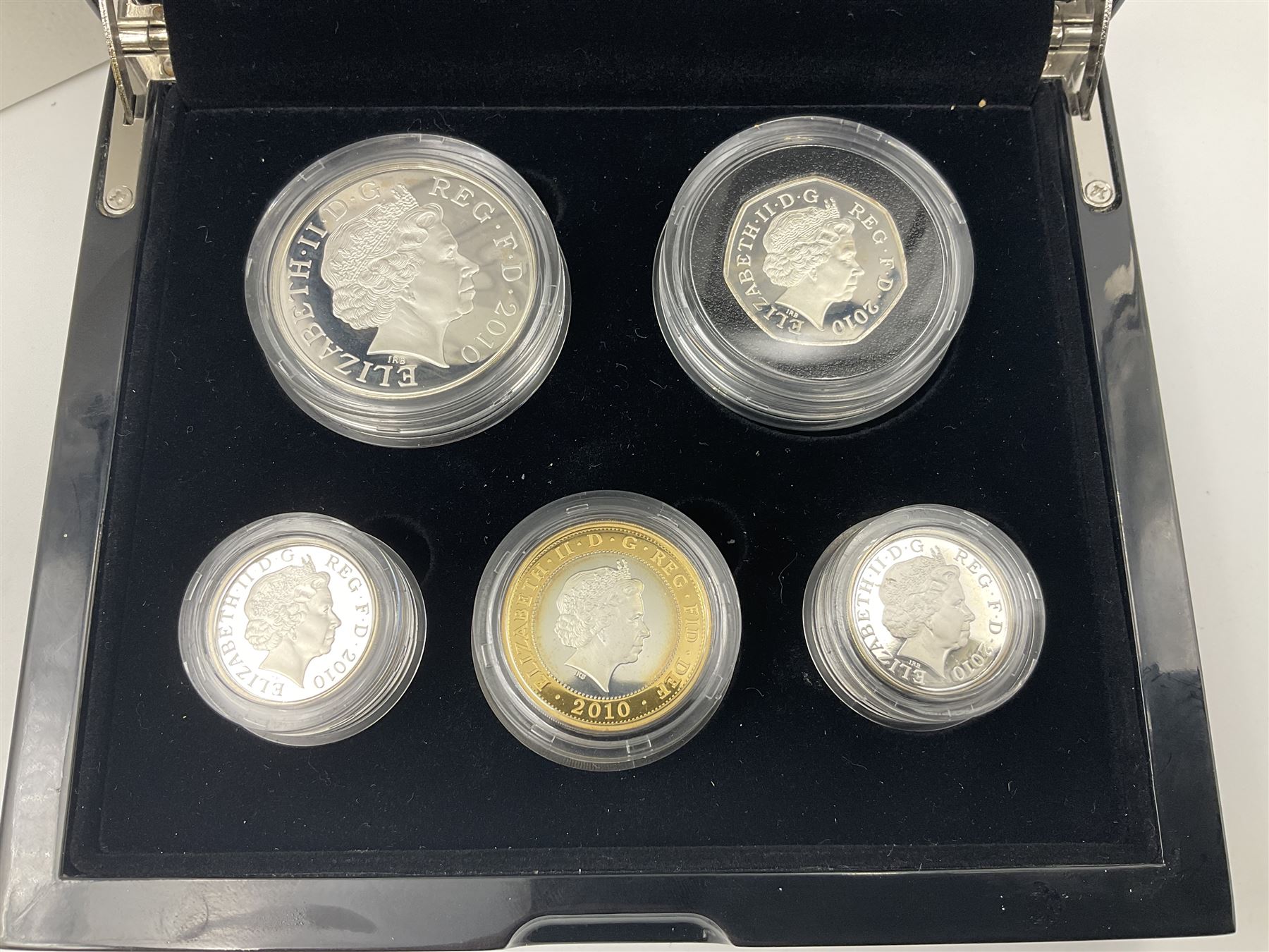 The Royal Mint United Kingdom 2010 silver proof piedfort five coin set - Image 4 of 9