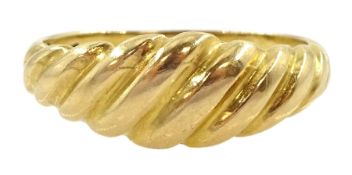 18ct gold scroll ring