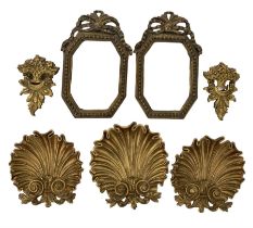 Set of three decorative shell form wall mounts