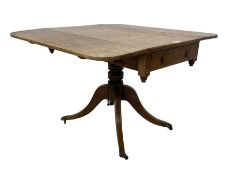George III mahogany Pembroke table