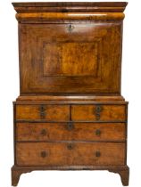 Early 18th century walnut escritoire