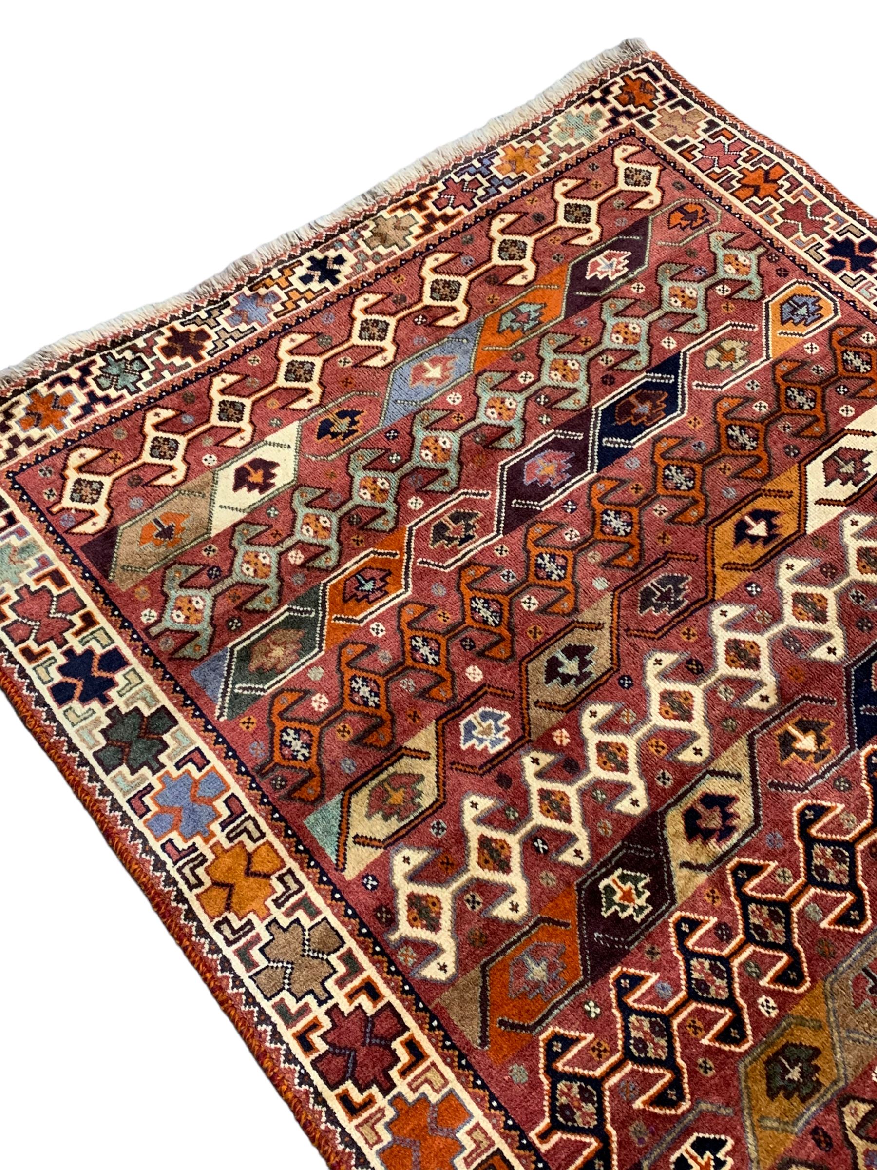 Persian Shirvan coral ground rug - Image 7 of 8