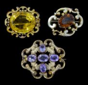 Three 9ct gold Victorian brooches