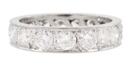 18ct white gold round brilliant cut diamond full eternity ring