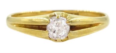 Early 20th century18ct gold gypsy set single stone old cut diamond ring