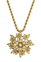 Edwardian 15ct gold pearl flower pendant / brooch