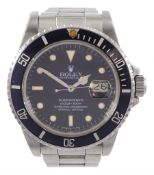 Rolex Oyster Perpetual Submariner gentleman's stainless steel automatic wristwatch