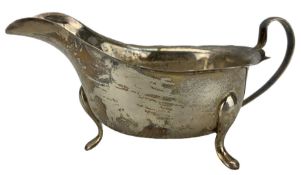 Silver sauce boat with crimped rim and triple supports Sheffield 1959 Maker Viners Ltd