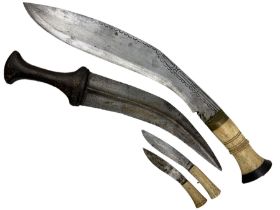Arab dagger with horn grip and leather sheath