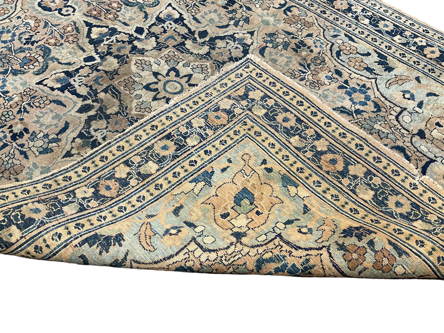Antique Persian Nain indigo and ivory rug - Image 6 of 6