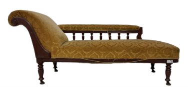 Victorian stained mahogany framed chaise longue