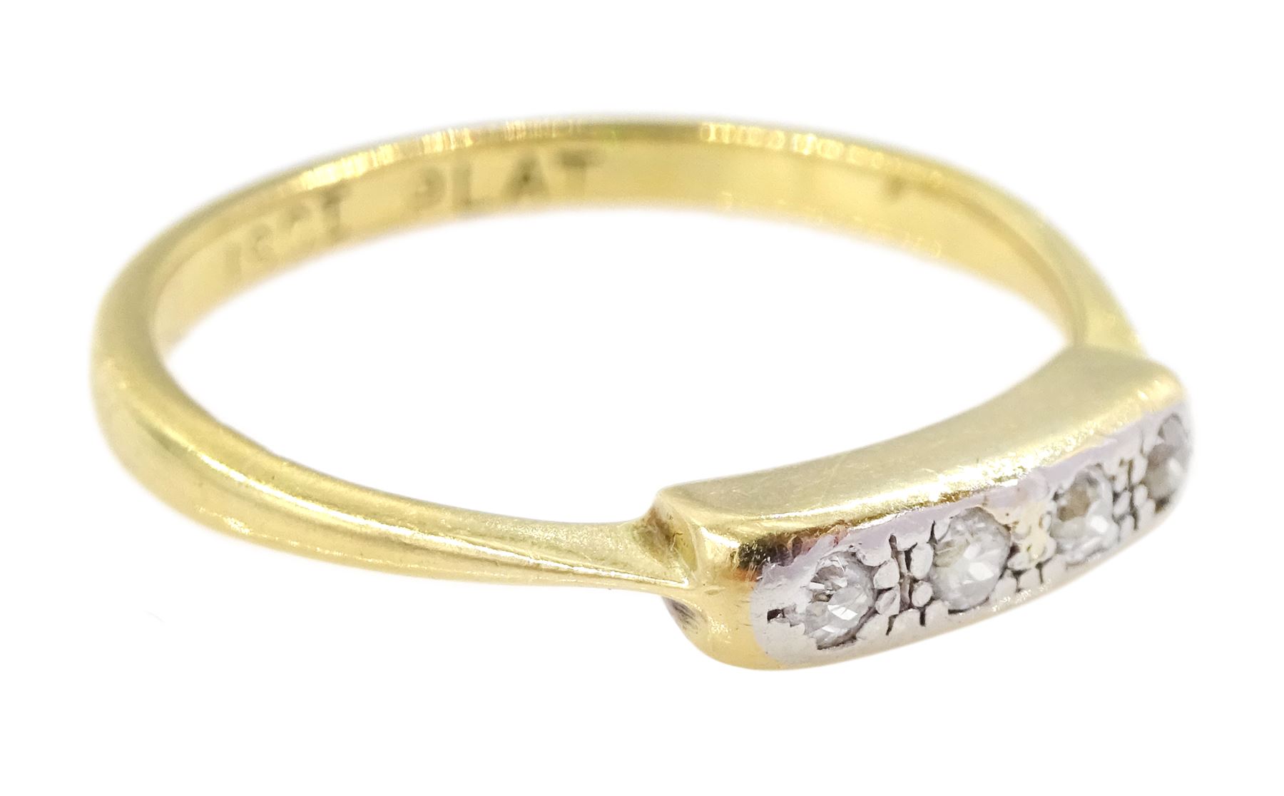 Early 20th century gold four stone old cut diamond ring - Image 3 of 4