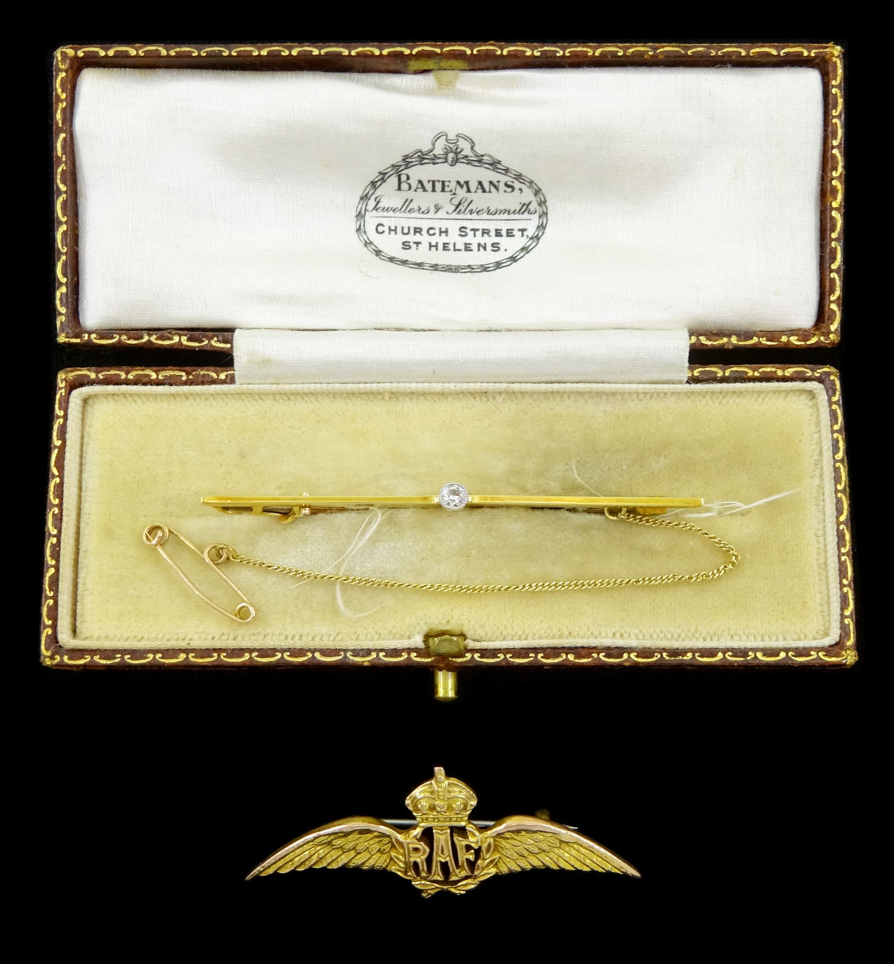 9ct gold RAF sweetheart brooch and a 15ct gold single stone diamond bar brooch