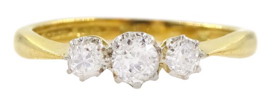 22ct gold three stone old cut diamond ring