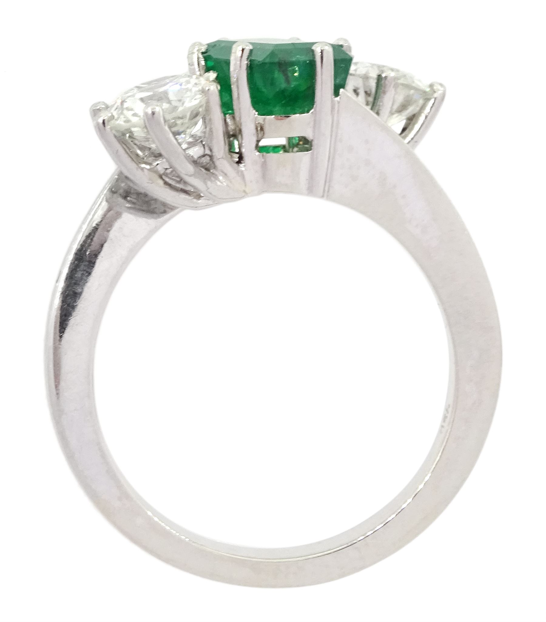 18ct white gold three stone octagonal cut emerald and round cut diamond crossover ring - Image 4 of 4