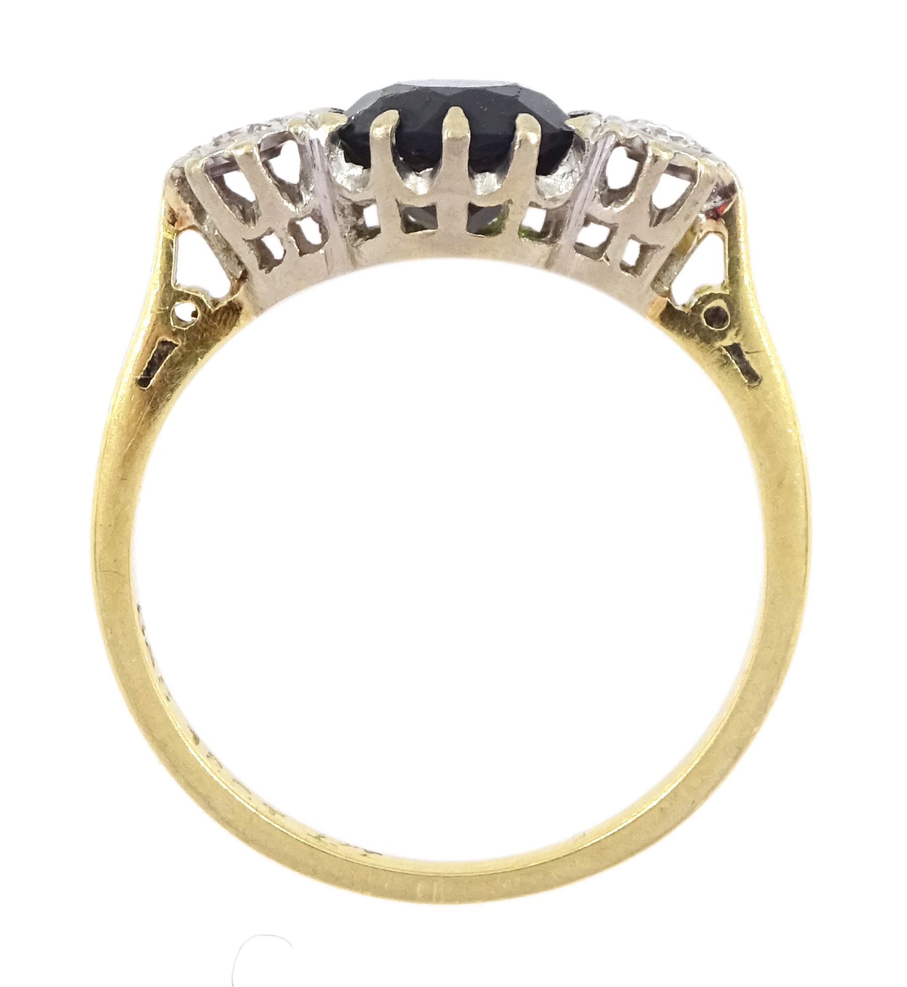 18ct gold three stone tourmaline and round brilliant cut diamond ring - Image 4 of 4