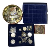 Great British and World coins including commemorative crowns