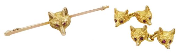 Pair of 9ct gold double head fox head cufflinks and a similar 9ct gold bar brooch