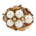 Gold cultured pearl cluster ring
